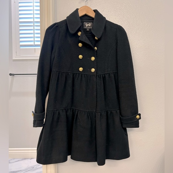 Forever 21 Black coat with gold buttons - Picture 1 of 9